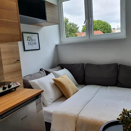 Apartament Poppo *